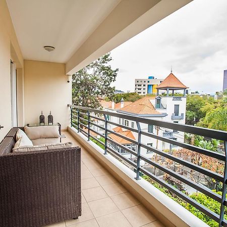 Апартаменты Apartamento Caires Фуншал Экстерьер фото
